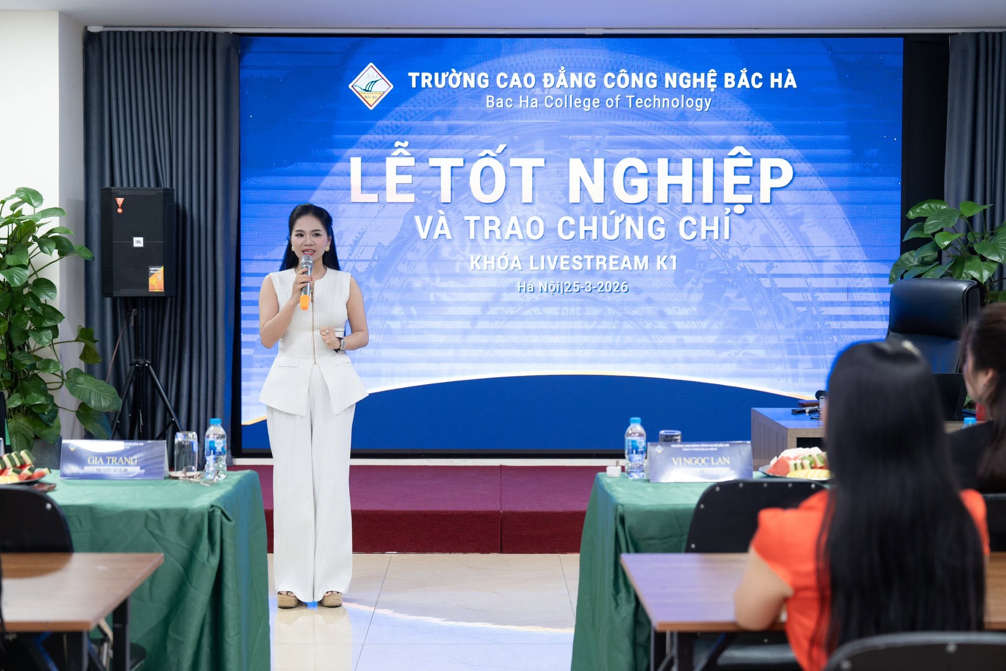 Toàn cảnh hội trường GAT